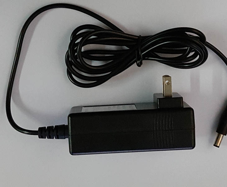 电源适配器12V,3A 12V,5A 12V6A