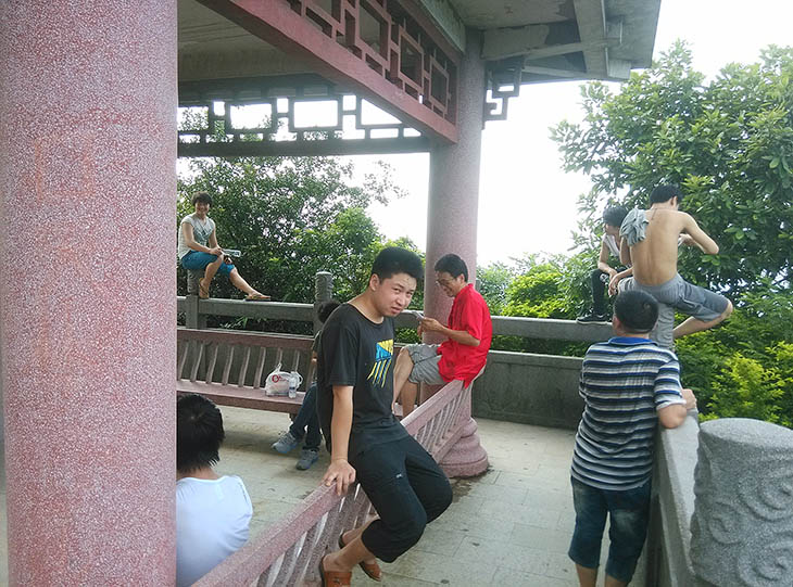 高品质光束灯电源生产厂家方成电子周末登山图片